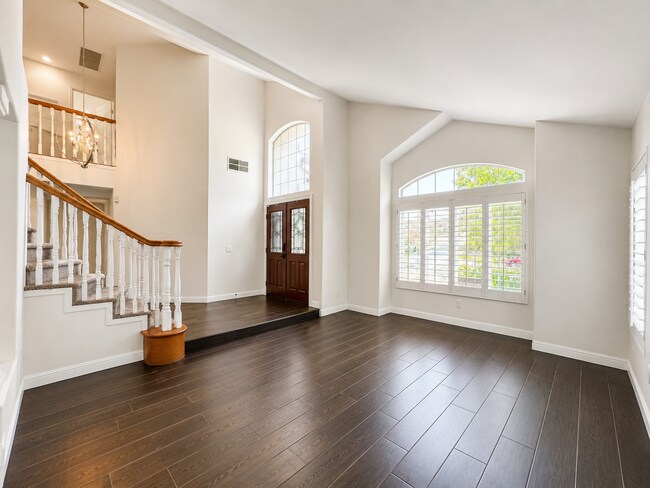 Building Photo - Beautifully updated and upgraded Chardonnay Hills house for rent