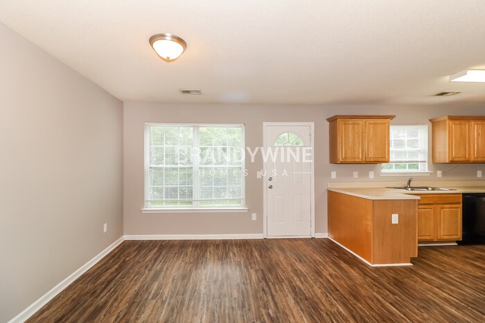 Building Photo - 628 Stadler Pointe