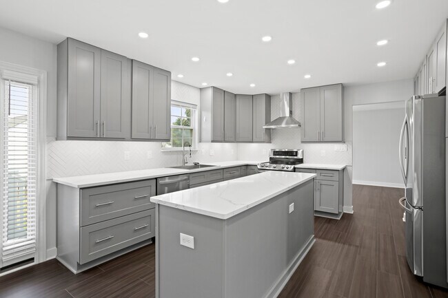 Building Photo - 4001 Mossy Bank Ln