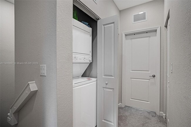 Building Photo - 391 NE 208th Terrace