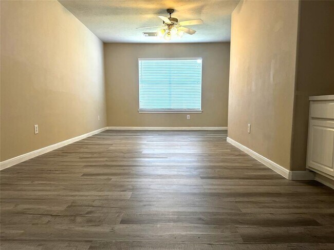 Building Photo - 12419 Blue Spruce Vale Way