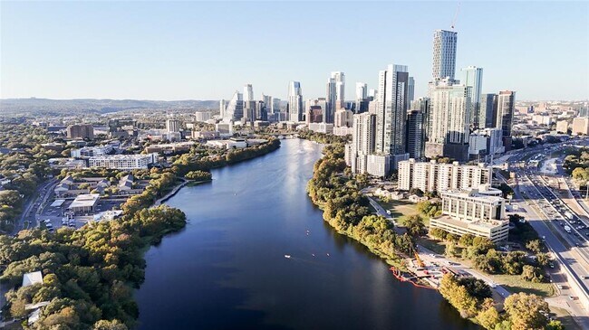 Building Photo - 49 Navasota St