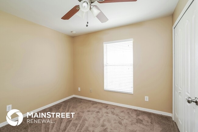 Building Photo - 528 Columbus Blvd S