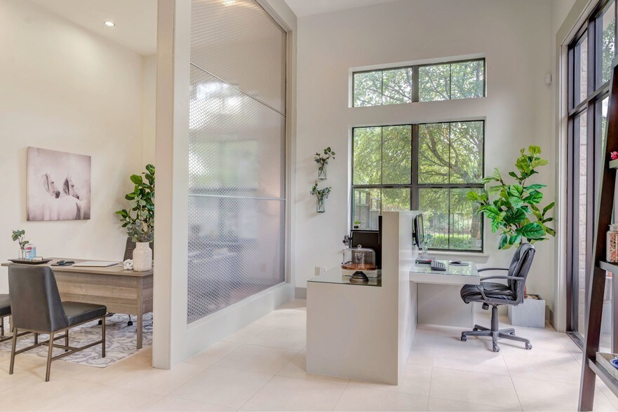 3500 Westlake Apartments 3500 N Capital of TX Hwy Austin TX 78746