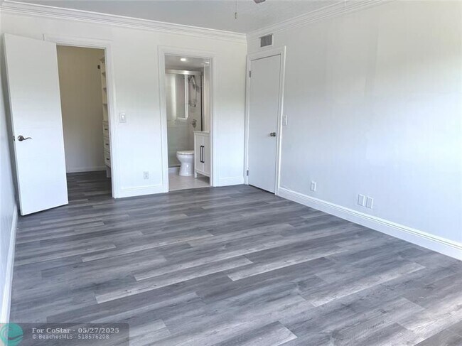 Building Photo - 567 Trace Cir