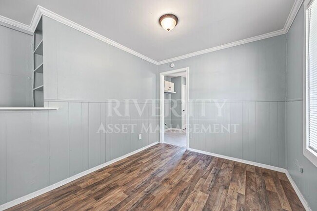 Building Photo - Beautiful Home Located In 38127 !! Section...