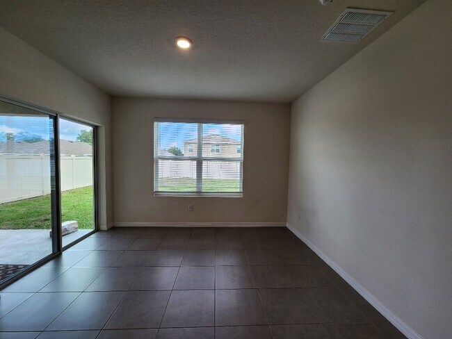 Building Photo - Gorgeous 2020 Construction, LIKE NEW!!! 3-Bedroom, 2-Bathroom