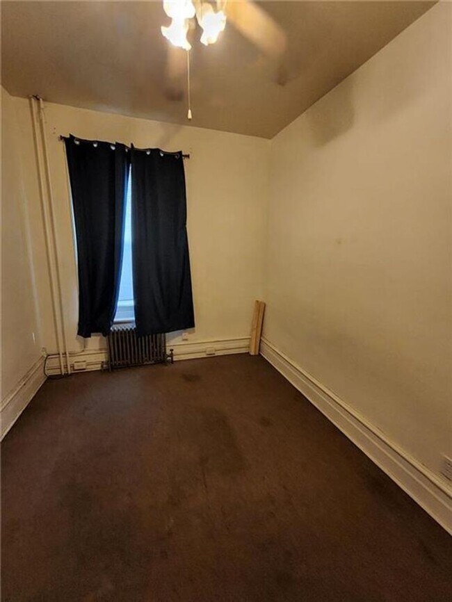 Building Photo - 266-268 E Walnut Street