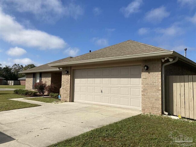 Building Photo - 8770 Kennedy Dr