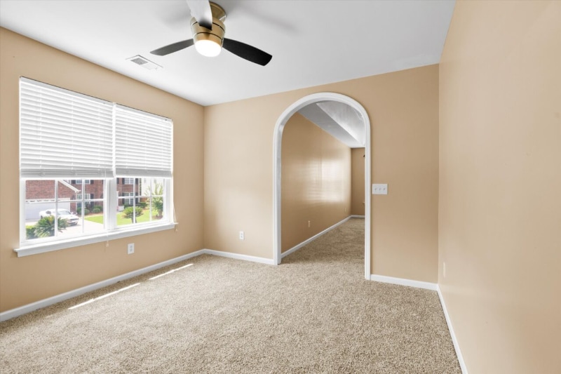 Building Photo - 9220 S Moreto Cir