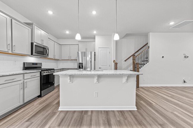 Building Photo - Gorgeous New Construction!  Updated Kitche...