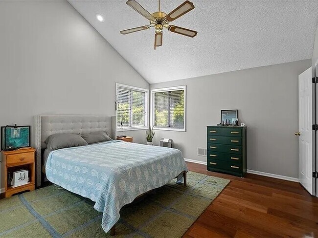 master bed room - 8323 W 120th Ter