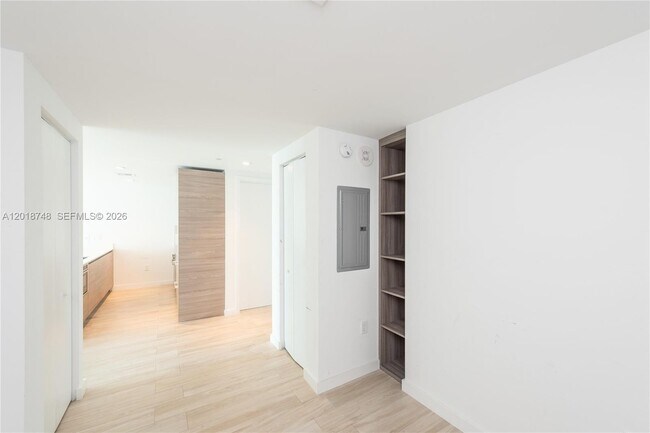 Building Photo - 1300 S Miami Ave
