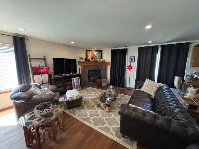 Building Photo - 4633 Nooksack Loop