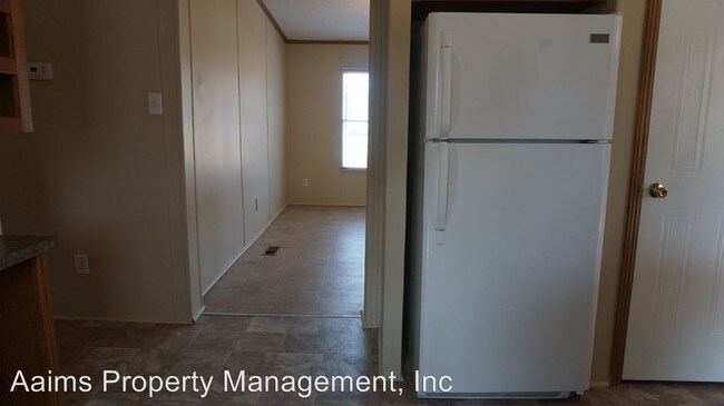 Building Photo - 4 br, 2.5 bath House - 7129 Hypony Trail