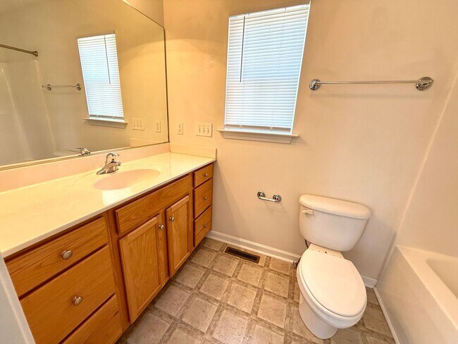 Building Photo - Available for the 2026-2027 lease term.