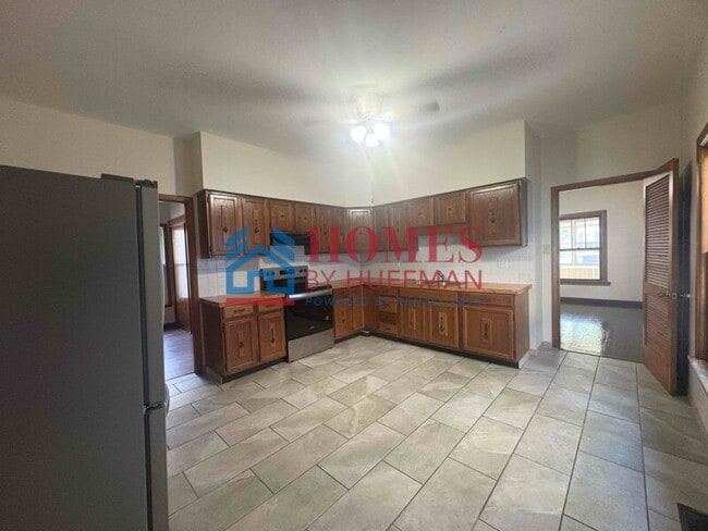 Building Photo - Two Bedroom House | Ready to Rent