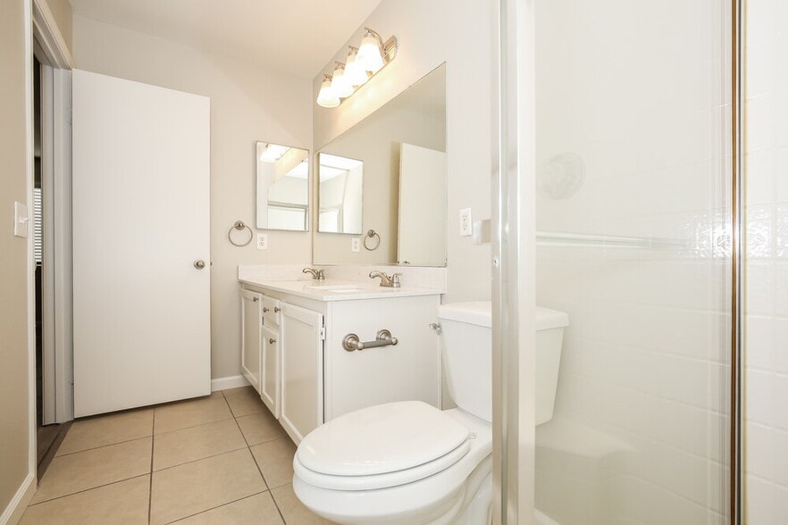 Building Photo - 7933 Odysseus Ave