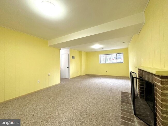 Building Photo - 4 Renmark Ct
