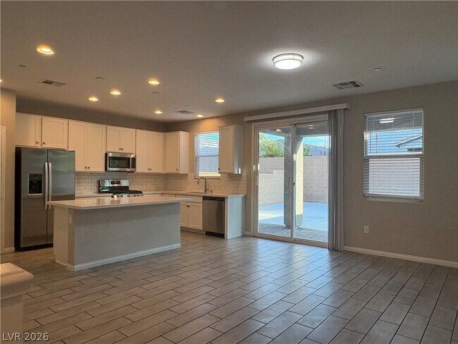 Building Photo - 6583 Dove Pt Pl