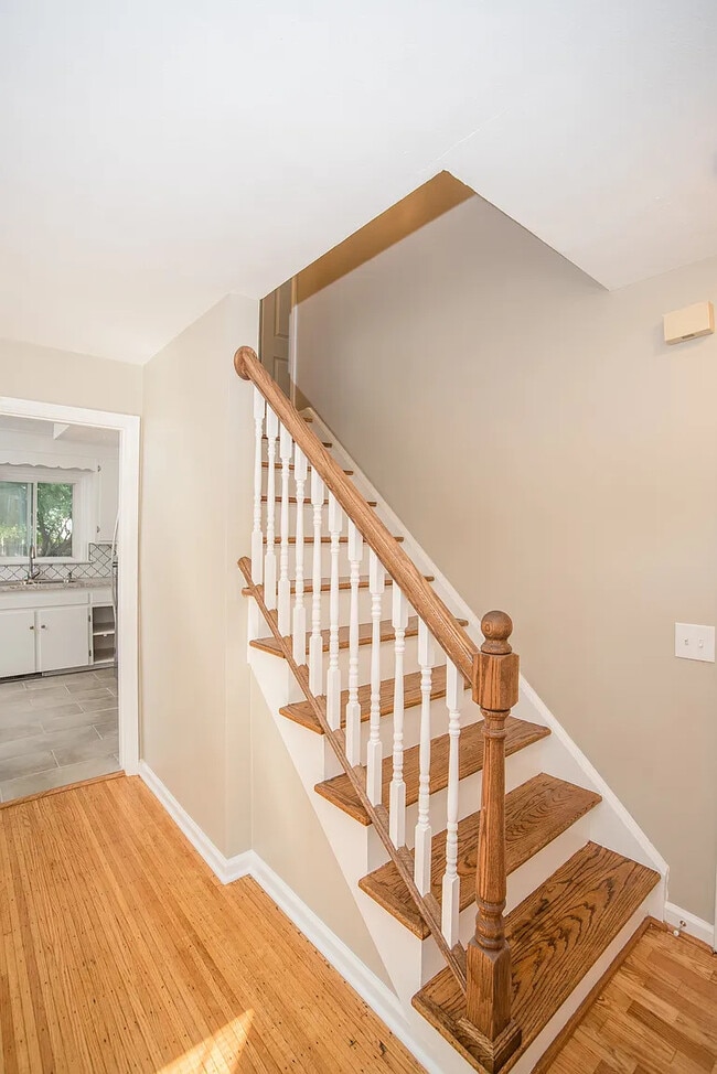 Building Photo - 350 Humboldt St