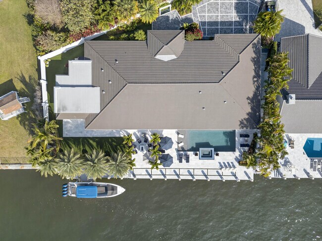 Building Photo - 3109 NE 42nd Ct