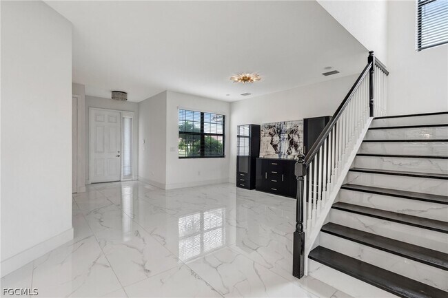 Building Photo - 11604 Meadowrun Cir