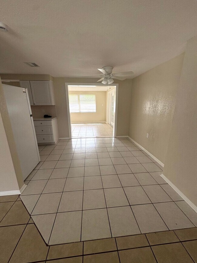 Building Photo - 4606 Eastwood Ln