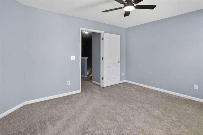 Building Photo - 3449 Parc Dr SW