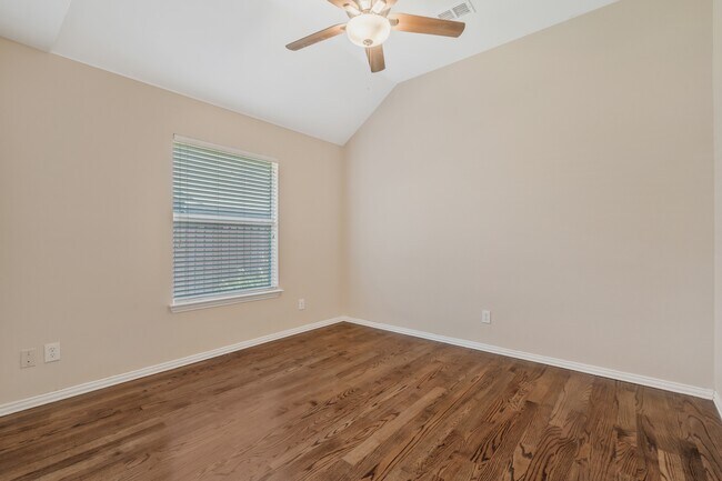 Building Photo - 6412 Autumn Trail