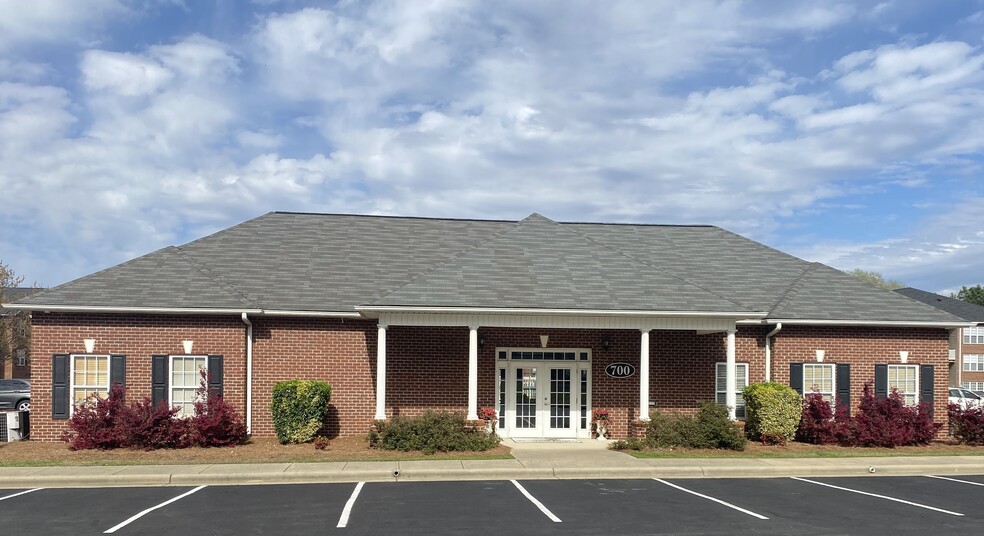 Building Photo - Woodland Heights of Sanford