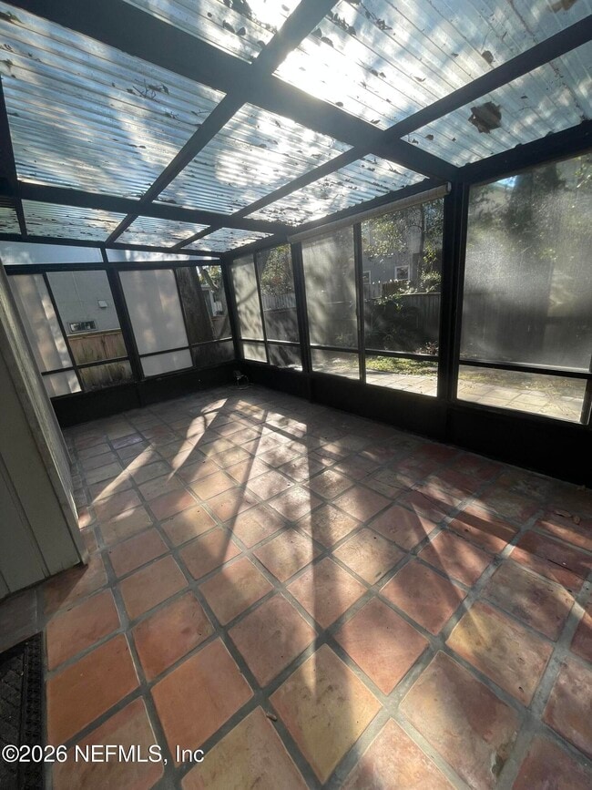 Building Photo - 536 Pelican Key