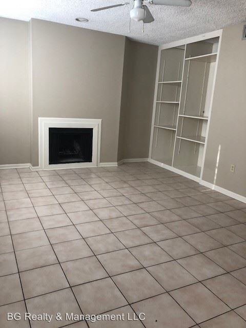 Building Photo - 130 Township Ln