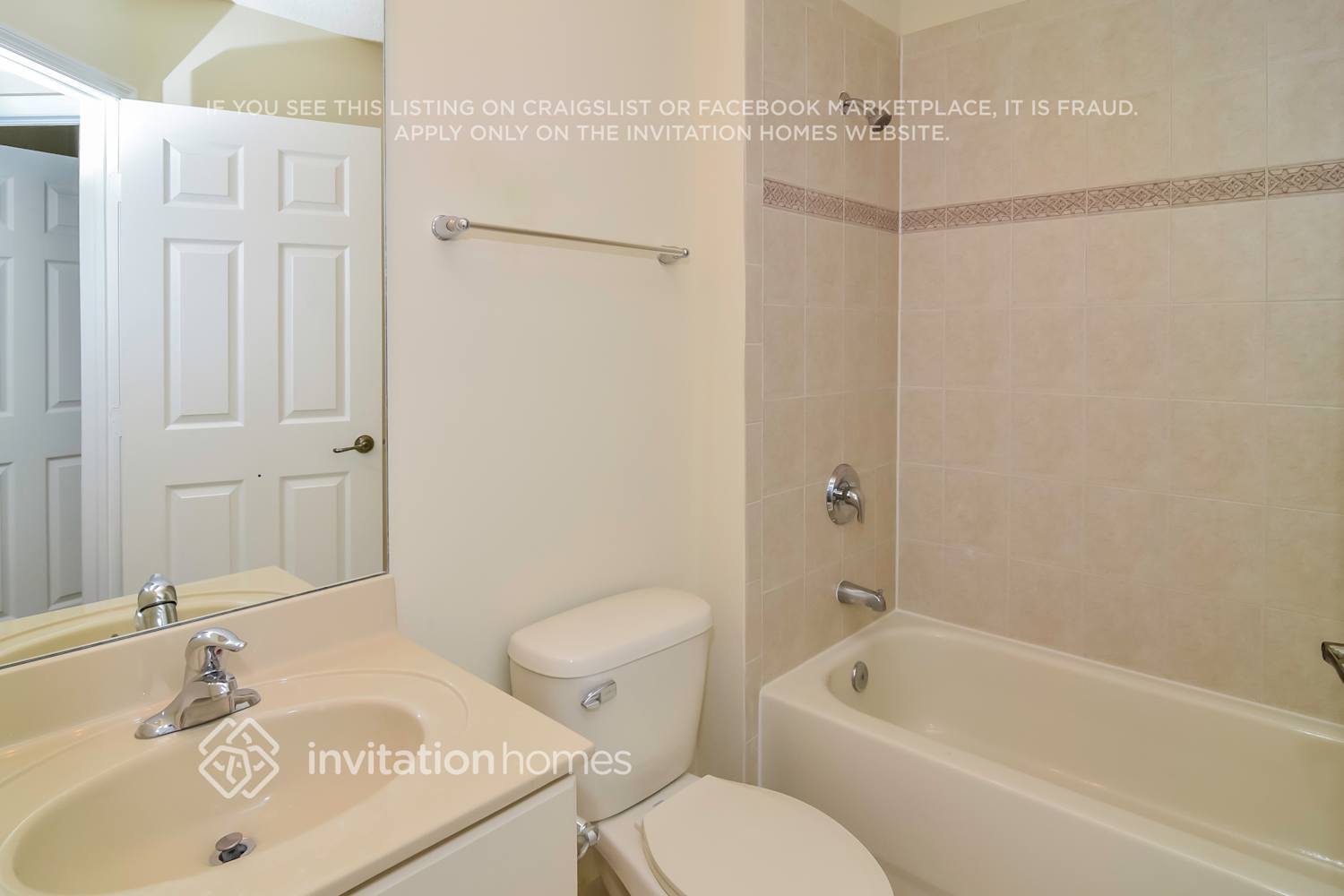 Building Photo - 5030 SW 126th Ave