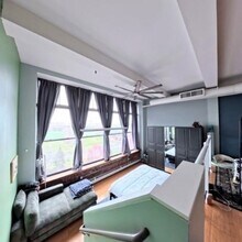 Building Photo - 156 Porter St