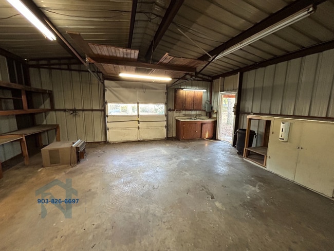 Building Photo - 1103 N Kings Hwy