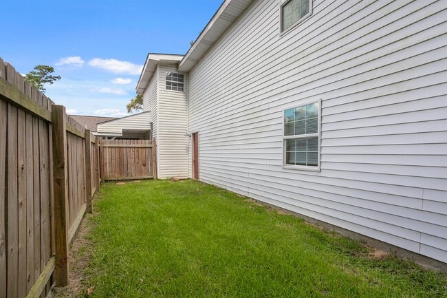 Building Photo - 315 1/2 Rio Hondo-