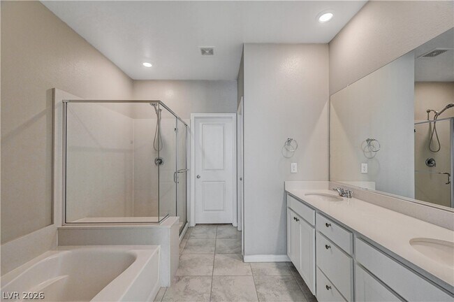 Building Photo - 4275 Tarim St