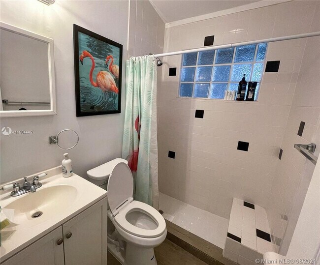 Building Photo - 1501 NW 7th Terrace