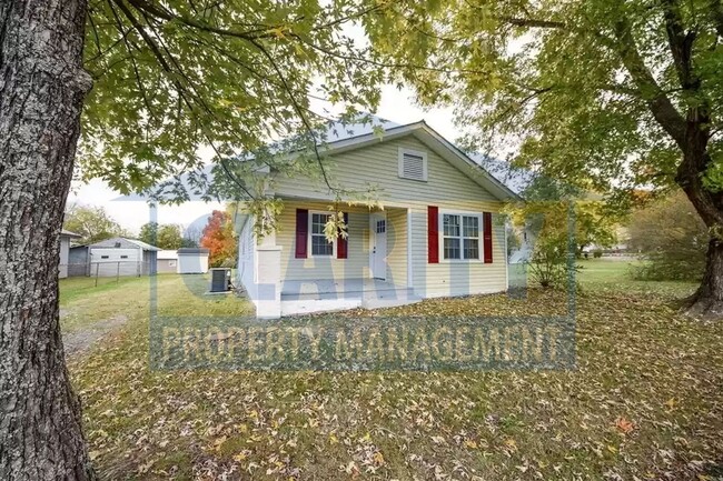 Building Photo - Super cute and cozy 2 bedroom home!