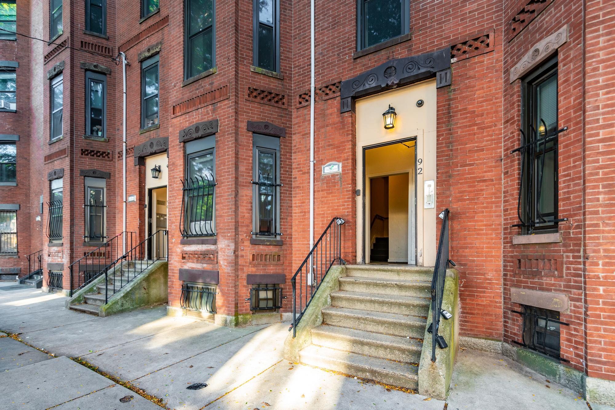 Building Photo - 55 Hammond St