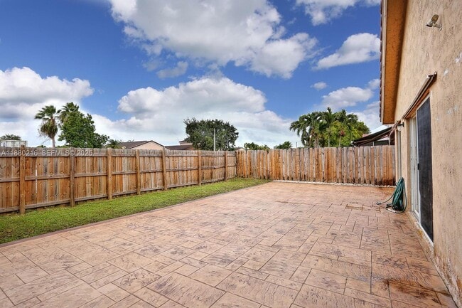 Building Photo - 14285 SW 176th Terr