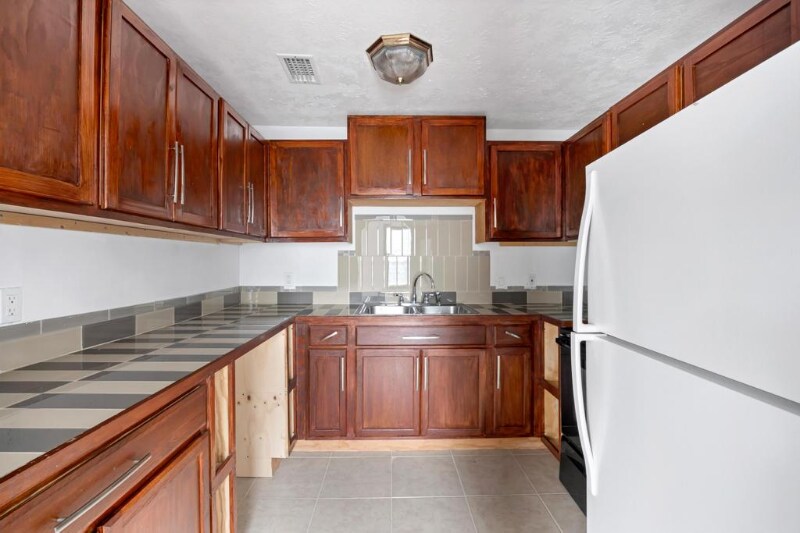 Building Photo - 8949 8th Ave