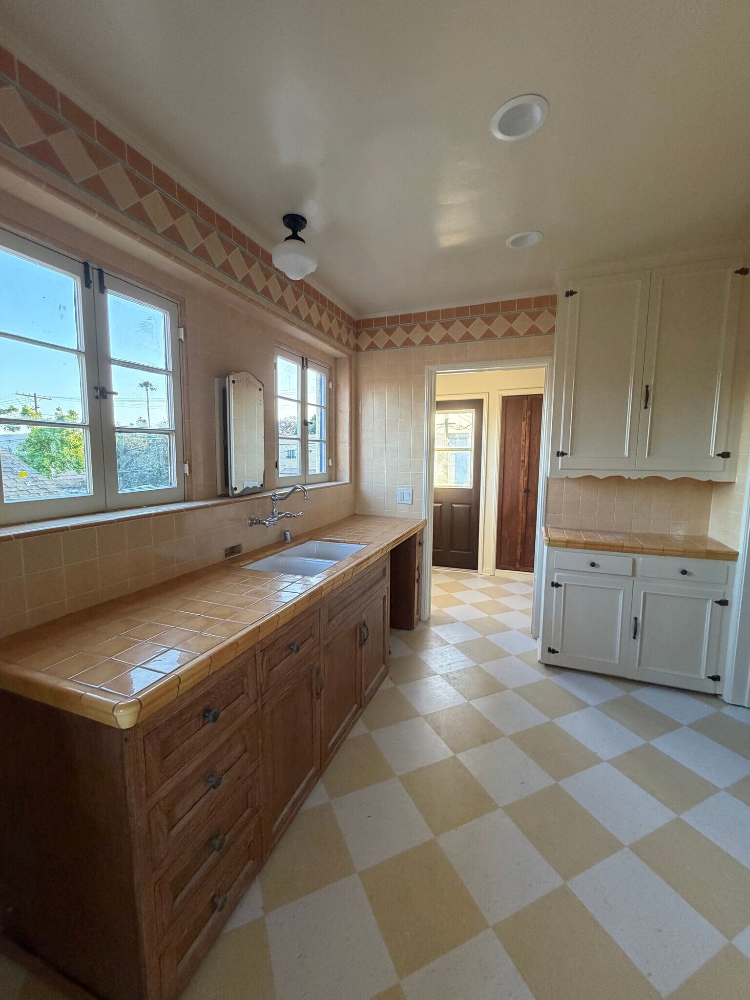 Kitchen - 3023 11th Ave