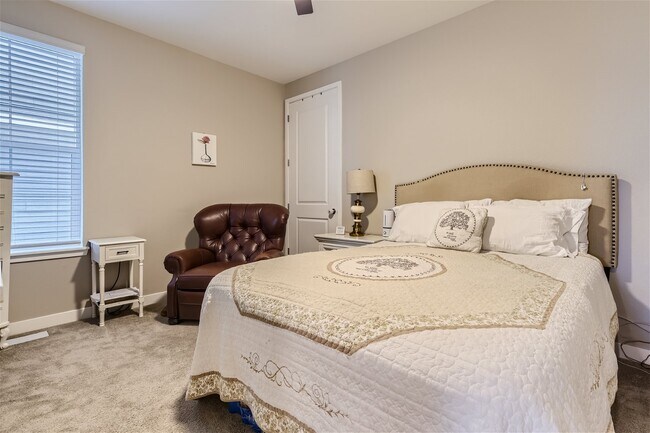 Building Photo - 16736 Desert Wine Ln