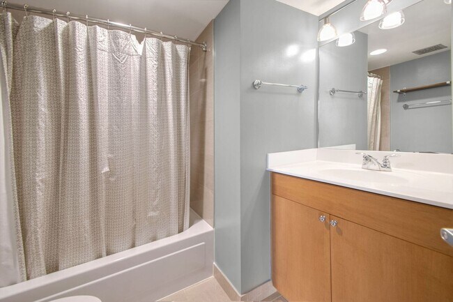 Building Photo - Fantastic Penthouse in Downtown Bethesda w...