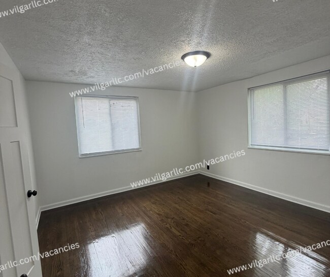 Building Photo - 600 W 46th Ave