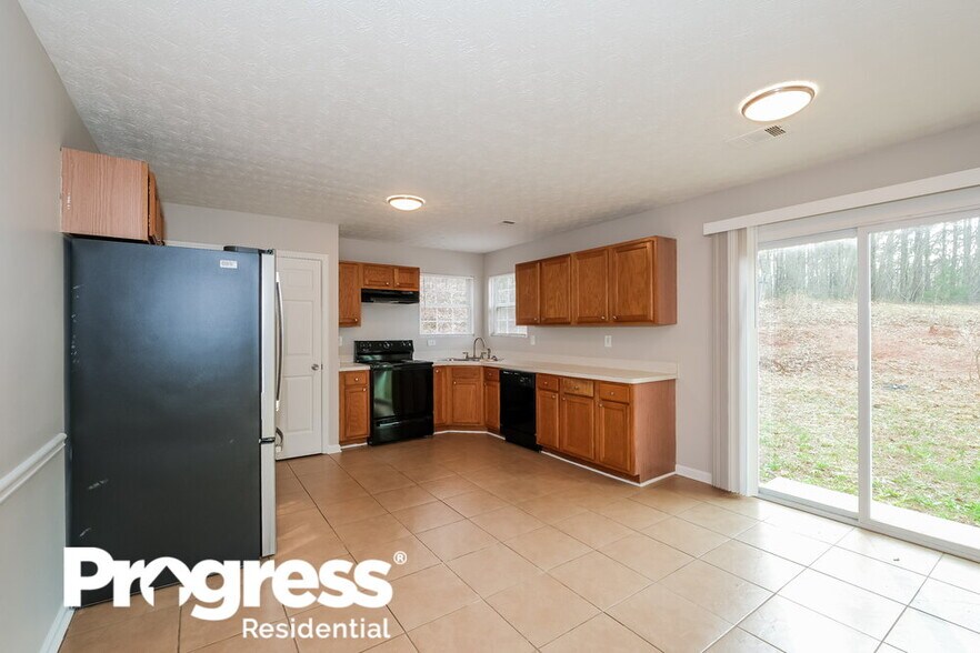 Building Photo - 458 Old Tree Dr