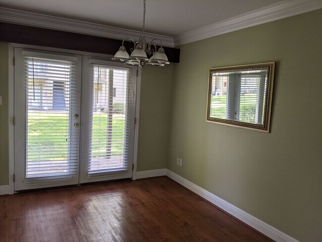 Building Photo - Charming 1 bed 1 bath apartment
