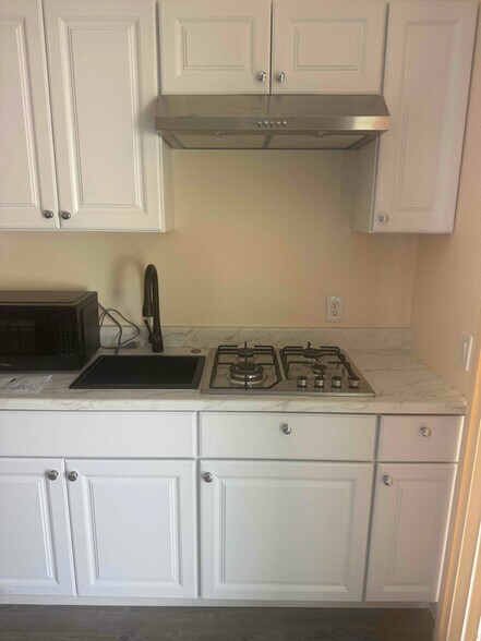 Building Photo - 12376 Tioga Ct